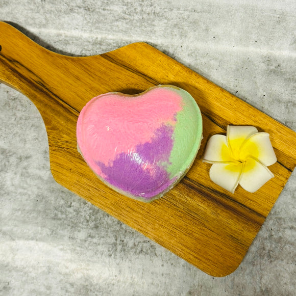 Heart Bath Bomb - Freesia & Berries
